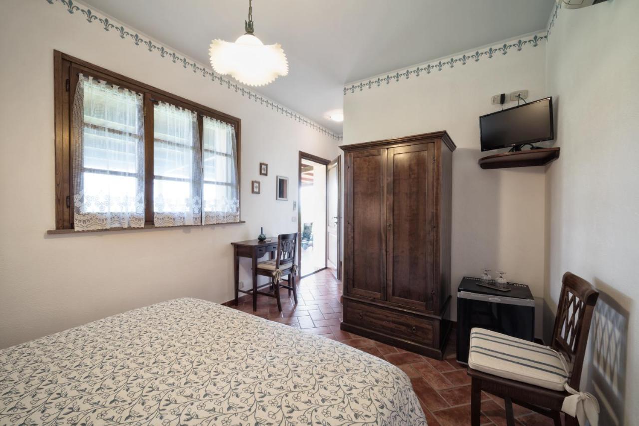 Agriturismo Lucerna Del Lago Prile Castiglione della Pescaia Bagian luar foto